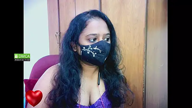 sexynayan23 online show from October 19, 2025, 5:10 am