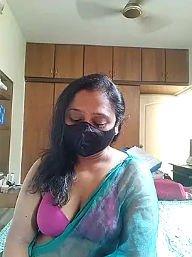 sexynayan23 online show from March 3, 2026, 5:03 am