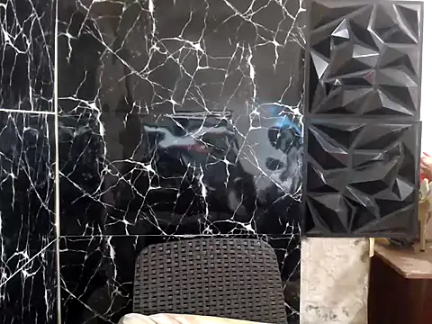 MissKeanna online show from February 10, 2025, 6:13 pm