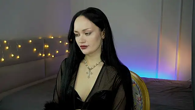 QueenAliss online show from May 23, 2026, 6:45 am