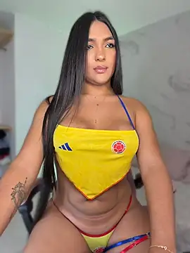 Snapshot of isabella1sexy chatting on June 27, 2026, 4:57 pm isabella1sexy online show from June 27, 2026, 4:57 pm