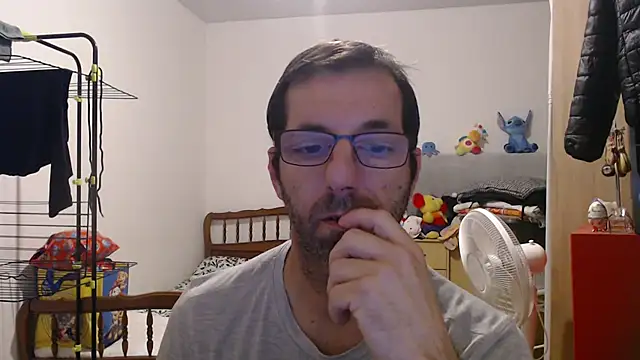 steph19x5 online show from November 10, 2025, 4:39 am