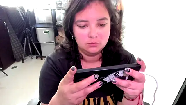 Snapshot of aika-dreams chatting on December 1, 2025, 2:07 pm aika-dreams online show from December 1, 2025, 2:07 pm