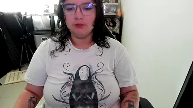 Snapshot of aika-dreams chatting on December 3, 2025, 1:32 pm aika-dreams online show from December 3, 2025, 1:32 pm