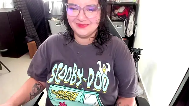 Snapshot of aika-dreams chatting on November 1, 2025, 1:16 pm aika-dreams online show from November 1, 2025, 1:16 pm