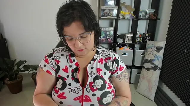 Snapshot of aika-dreams chatting on February 24, 2025, 12:37 pm aika-dreams online show from February 24, 2025, 12:37 pm