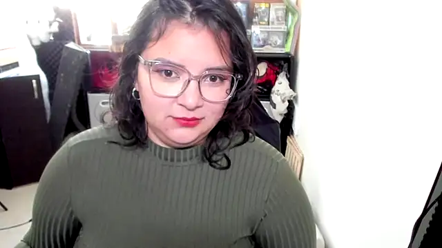 Snapshot of aika-dreams chatting on October 9, 2025, 1:00 pm aika-dreams online show from October 9, 2025, 1:00 pm