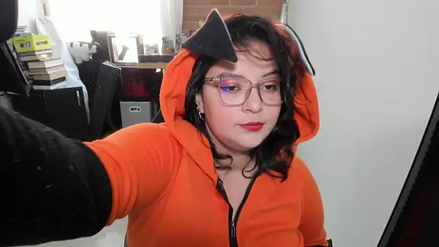 Snapshot of aika-dreams chatting on October 8, 2025, 1:12 pm aika-dreams online show from October 8, 2025, 1:12 pm