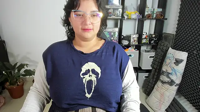 Snapshot of aika-dreams chatting on March 6, 2025, 12:41 pm aika-dreams online show from March 6, 2025, 12:41 pm