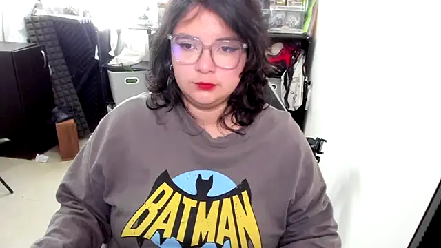 Snapshot of aika-dreams chatting on November 2, 2025, 1:05 pm aika-dreams online show from November 2, 2025, 1:05 pm