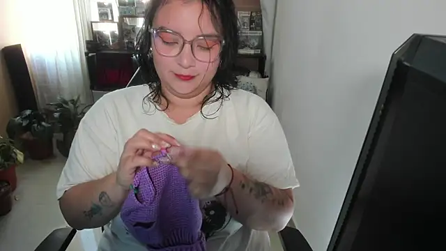 Snapshot of aika-dreams chatting on September 22, 2025, 12:44 pm aika-dreams online show from September 22, 2025, 12:44 pm