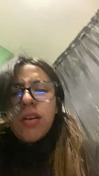 Maggie Fox3 online show from April 18, 2026, 3:31 am