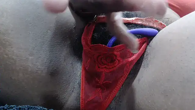 Snapshot of SashaMacgregor chatting on November 13, 2025, 3:43 am SashaMacgregor online show from November 13, 2025, 3:43 am