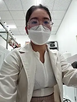 Snapshot of HinaLovely chatting on February 14, 2026, 9:09 am HinaLovely online show from February 14, 2026, 9:09 am