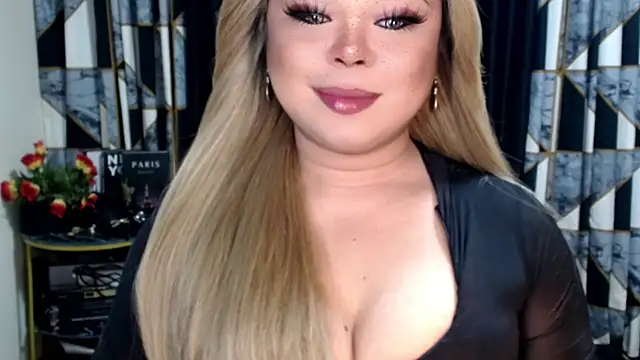 Mistress DOMnicaaxx online show from December 3, 2025, 1:54 pm