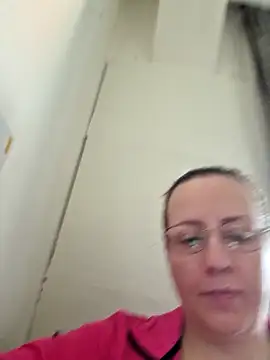 Goodass7 online show from April 17, 2026, 5:43 am