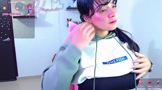 Vannessa  Shy online show from February 27, 2025, 11:48 pm