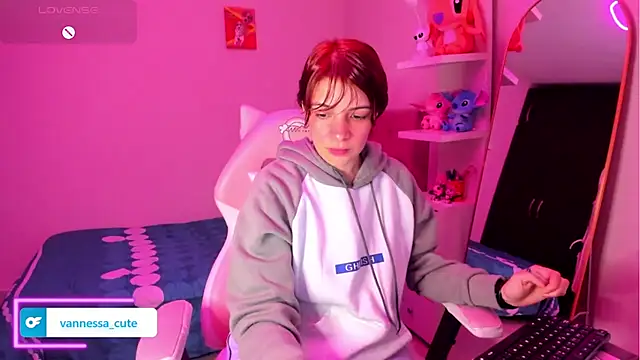 Vannessa  Shy online show from February 13, 2026, 4:51 pm