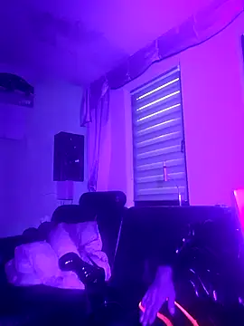 Crystalbitchx online show from September 27, 2025, 5:57 am