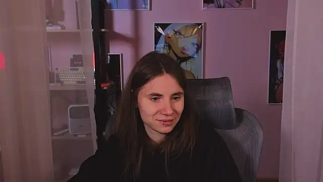 Snapshot of _AnnaStark_ chatting on May 14, 2026, 8:39 pm AnnaStark online show from May 14, 2026, 8:39 pm