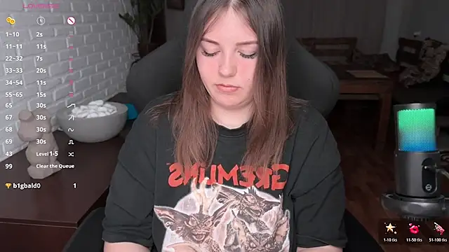 XNirvanaX online show from April 10, 2026, 5:25 am