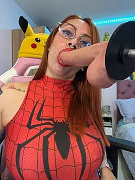 Snapshot of Luna_Paris_ chatting on October 27, 2025, 2:07 pm Luna Paris online show from October 27, 2025, 2:07 pm