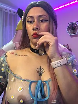 Snapshot of Luna_Paris_ chatting on March 4, 2025, 1:49 pm Luna Paris online show from March 4, 2025, 1:49 pm