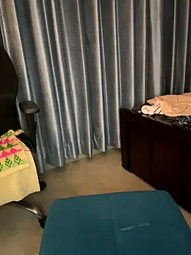 Beautiful xxo online show from October 13, 2025, 5:58 pm