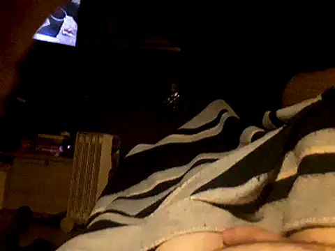 ciruelo1 online show from October 16, 2025, 7:11 pm