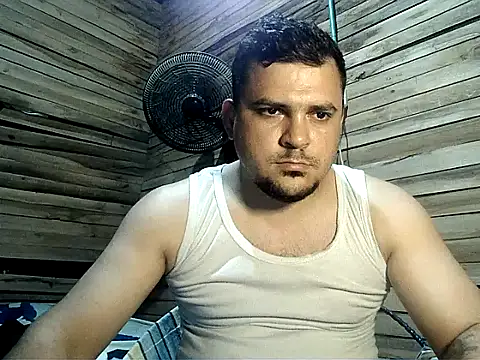 Arcangel 05 online show from February 28, 2026, 5:40 am