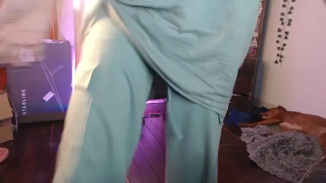 MaryJannes online show from February 7, 2025, 9:04 pm