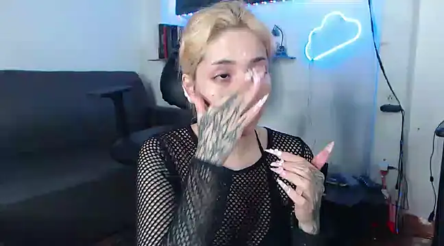 MaryJannes online show from February 23, 2025, 11:36 pm