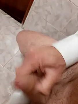 Alex 7422 online show from October 27, 2025, 2:18 pm