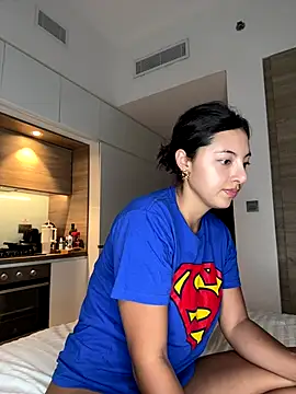 alexademie1 online show from November 19, 2025, 1:44 pm