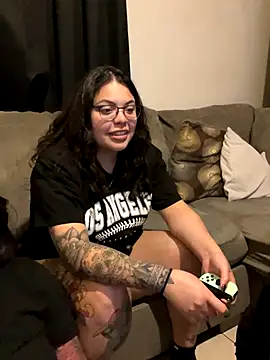 drizzypeach602 online show from September 14, 2025, 3:29 am