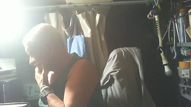 nonnomaturobisex online show from September 28, 2025, 10:44 am