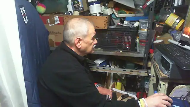 nonnomaturobisex online show from April 13, 2026, 7:01 am