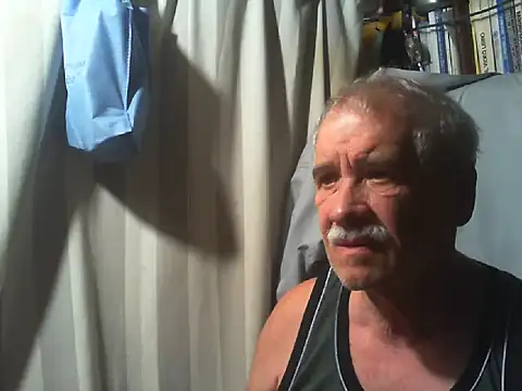 nonnomaturobisex online show from September 9, 2025, 6:45 am