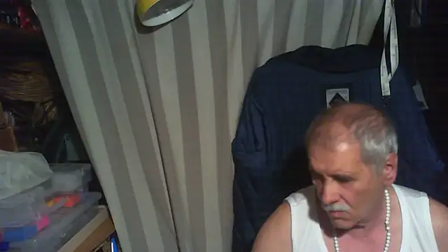Snapshot of nonnomaturobisex chatting on June 2, 2026, 5:02 pm nonnomaturobisex online show from June 2, 2026, 5:02 pm