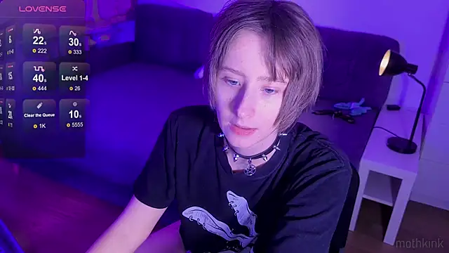 mothkink online show from December 18, 2025, 6:12 pm