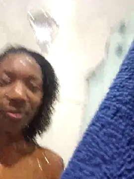 oliviaprettypussy online show from October 13, 2025, 1:23 pm