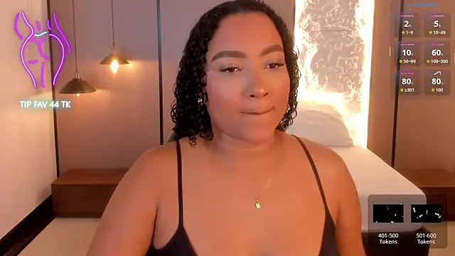 Snapshot of cloe_25 chatting on September 10, 2025, 2:54 am cloe 25 online show from September 10, 2025, 2:54 am