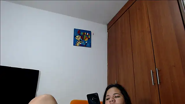 Snapshot of Van3orgasm4me chatting on May 29, 2026, 12:44 pm Van3orgasm4me online show from May 29, 2026, 12:44 pm