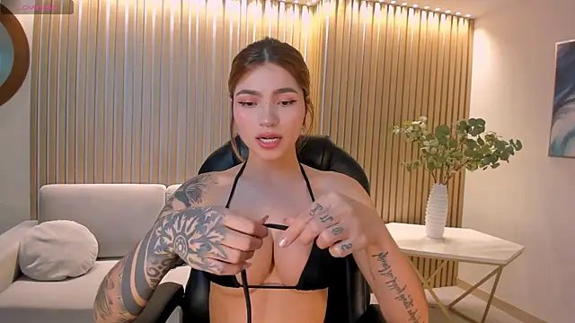 LexieWayne online show from March 25, 2026, 8:52 pm