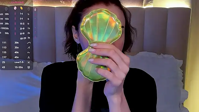 LianaFord online show from January 12, 2026, 2:51 am