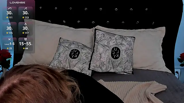 LianaFord online show from March 15, 2025, 7:48 pm