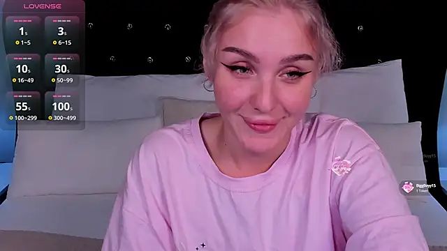 LianaFord online show from September 29, 2025, 7:08 pm