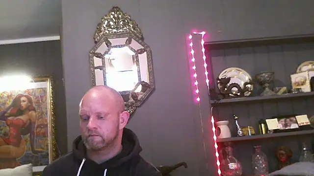 Trapods online show from December 20, 2024, 9:00 am