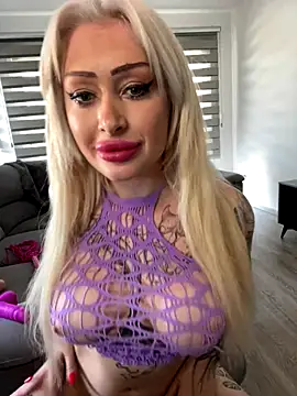 JennaLinn online show from September 25, 2025, 12:11 pm