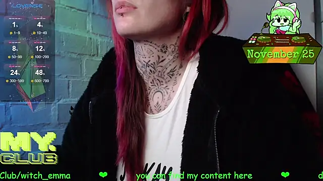 Witch Emma online show from November 25, 2025, 8:42 pm